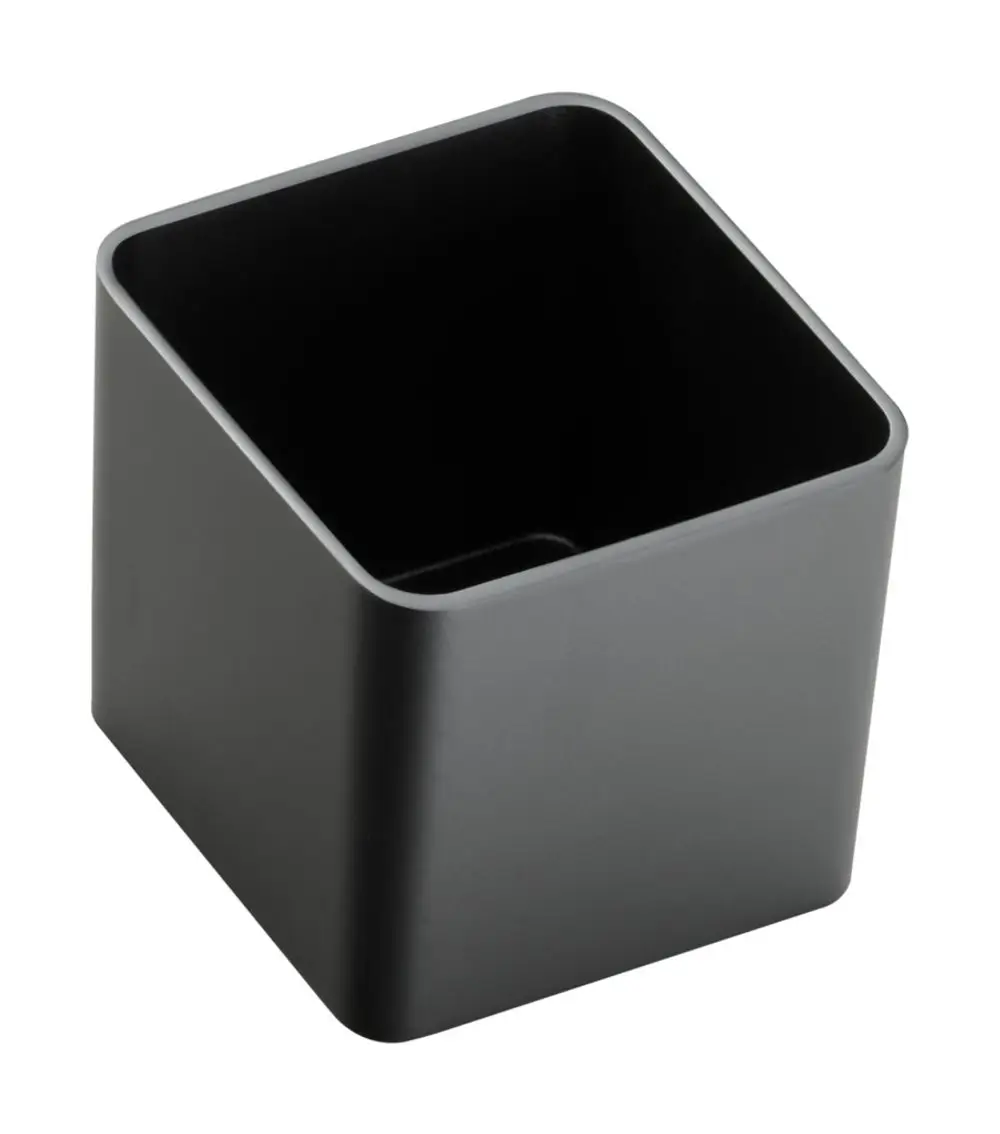 Schwarze, quadratische Box von Hansgrohe mit glatter Oberfläche und abgerundeten Kanten. Geeignet für verschiedene Aufbewahrungszwecke im Badezimmer.